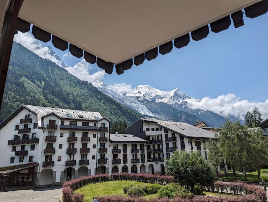 Central Spacious Flat With Private Parking Chamonix ภายนอก รูปภาพ